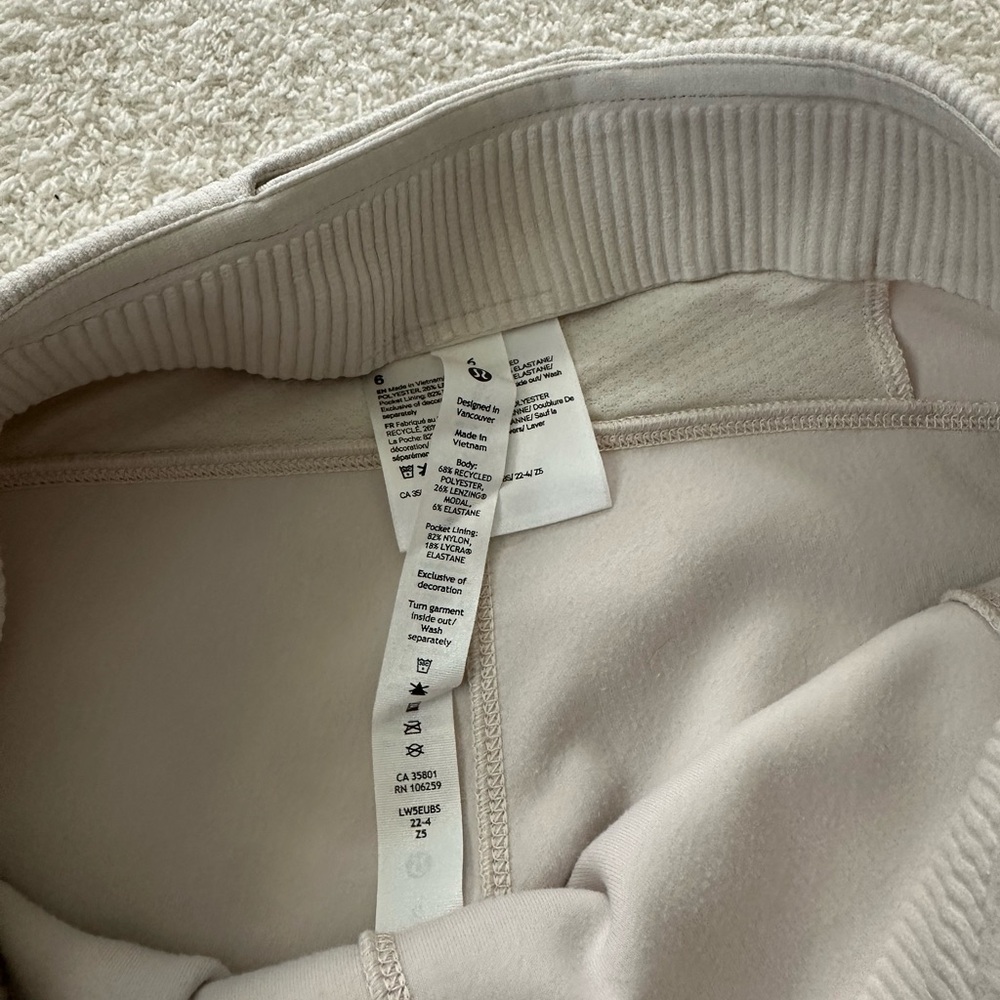 lululemon athletica Cream Trousers - Picture 4 of 6